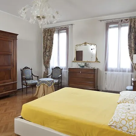 Corte Stupenda * Venecia